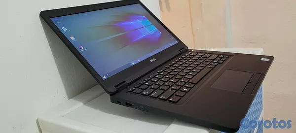 computadoras y laptops - Dell 5470 14 Pulg Core i7 6ta Gen Ram 8gb ddr4 Disco 256gb Solido Doble Video 2