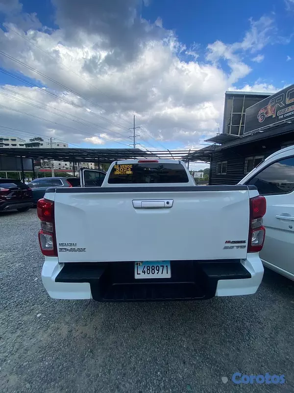 jeepetas y camionetas - Isuzu Dmax 4x4 2024 8
