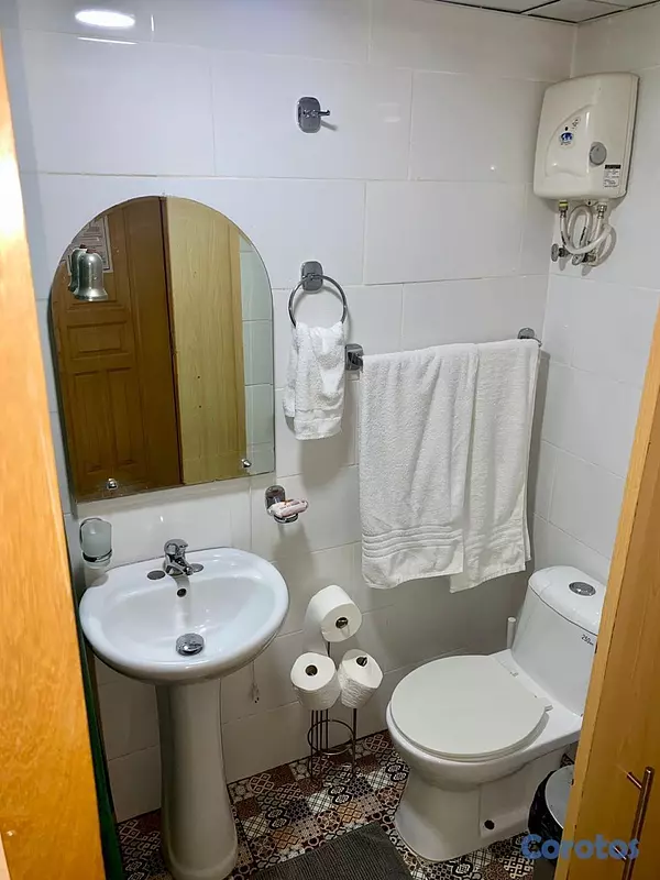 oficinas y locales comerciales - EN VENTA NEGOCIO LAVANDERIA + AIRBNB, SANTO DOMING 10