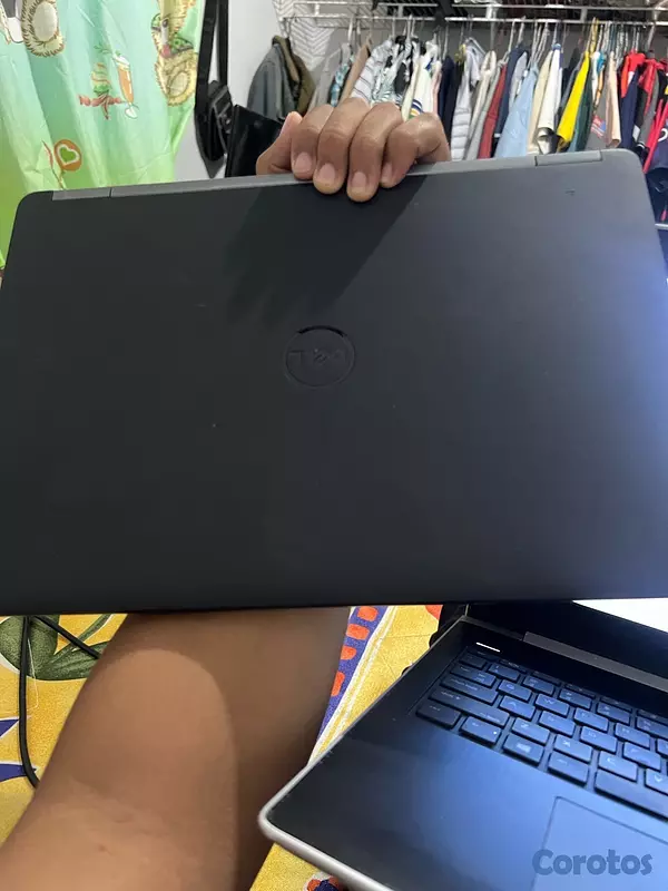 computadoras y laptops - ⸻

💻 Laptop Dell Ultrabook en buen estado 2
