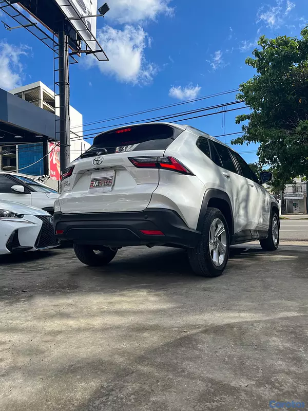 jeepetas y camionetas - Toyota Yaris Cross FULL 2025 6