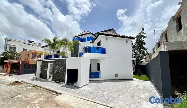 casas - venta de Mansión en la autopista de san Isidro con 4 habitaciones y 355mts  7