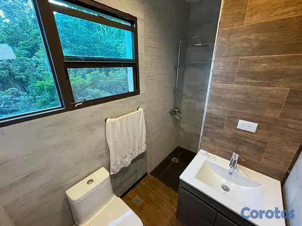 casas vacacionales y villas - Preciosa Villa de Venta ubicada en Jarabacoa  3