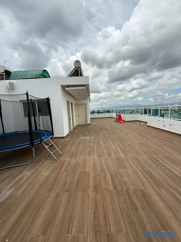 apartamentos - vendo Ph los cacicazgos tres niveles tres habitaciones con baño 3 parqueos terra 12