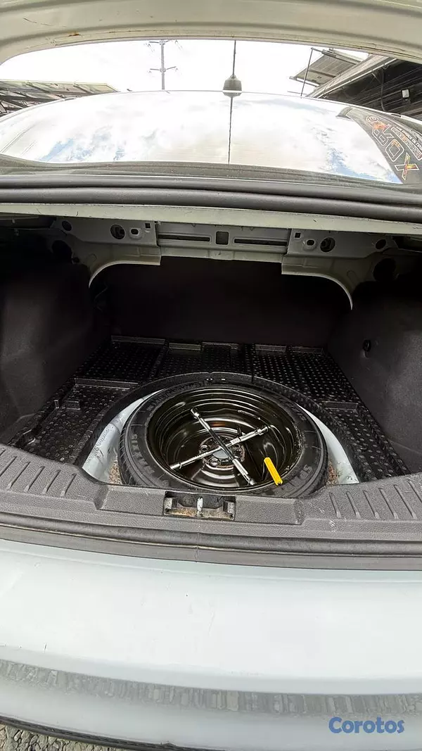 otros vehiculos - Ford Focus SE 2013 5