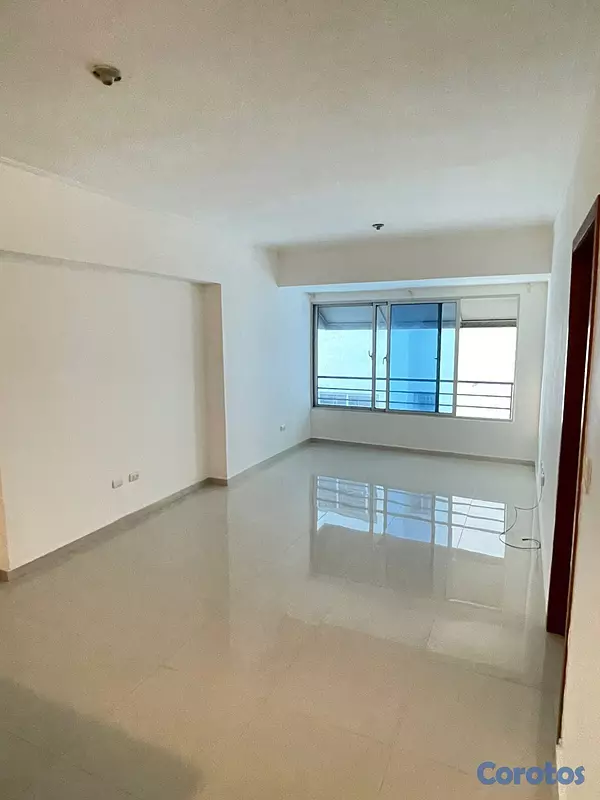 apartamentos - Apartamento en Alquiler en 6to Piso en Ensanche Paraíso
 PD635 9