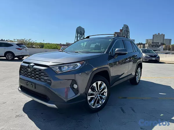 jeepetas y camionetas - Toyota RAV4 2019 Limited 2