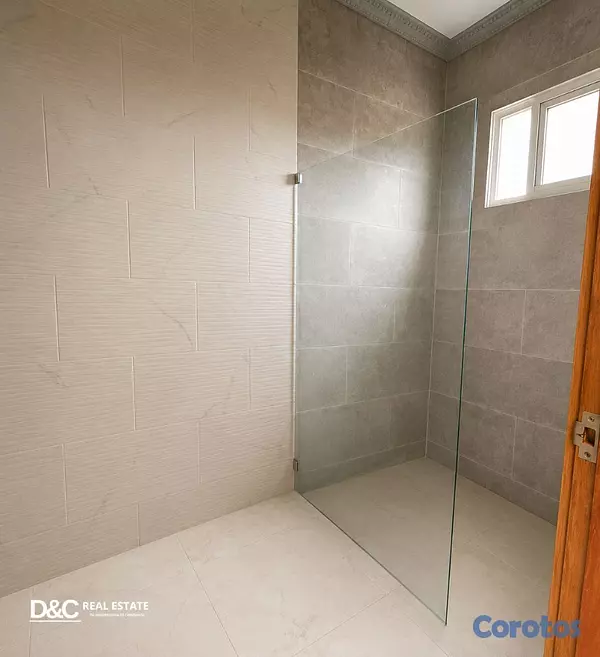 casas - 🏡 CASA DE OPORTUNIDAD EN PUERTO PLATA 🌴 A solo 5 m 8