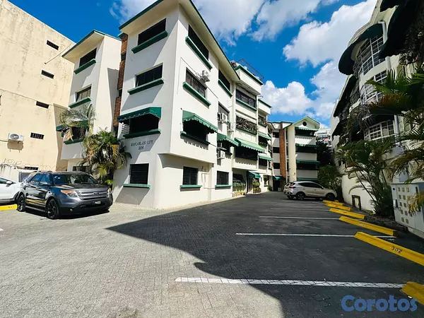 apartamentos - Amplio Apartamento de 150 m² en Evaristo Morales | 1