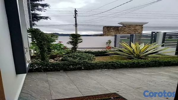 casas - Casa de 2 niveles en venta en Constanza 7