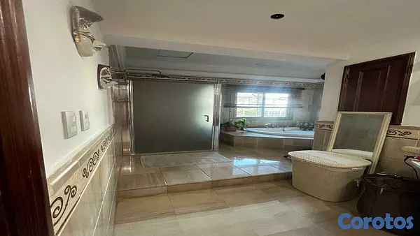 apartamentos - Apartamento en venta de 3 habitaciones con vista al mar en Malecón Center 5