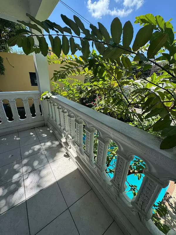 casas - Vendo casa en Costa Verde.  Perfecto para tu próximo proyecto  2