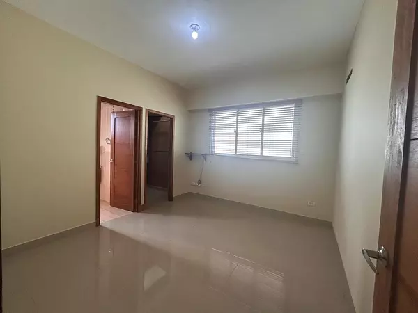 apartamentos - 🔵Apartamento 6to piso en Evaristo Morales 2