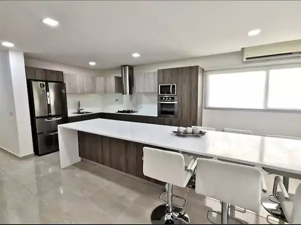 casas vacacionales y villas - Vendo en Playa nueva Romana 

La propiedad cuenta con 3 amplias hab, 3  4