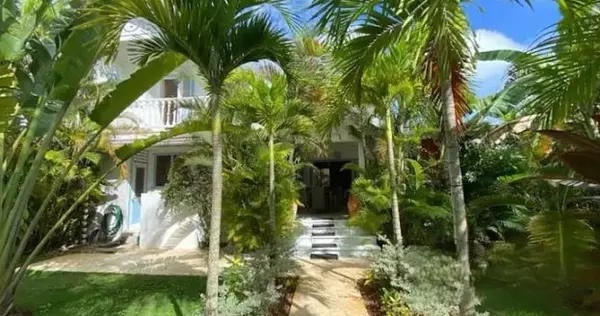casas - Venta, Villa de 3 Habitaciones Ubicada en Las Terrenas, Samaná 1