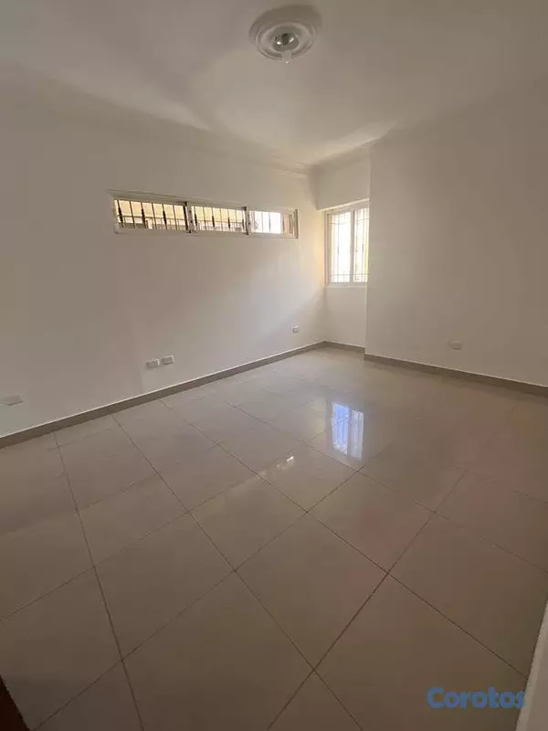 apartamentos - Alquiler de Apartamento en Evaristi morales 5