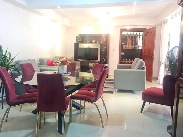 apartamentos - Avenida independencia km 9

2do piso

122 metros de construcción 
14 metros de p 3