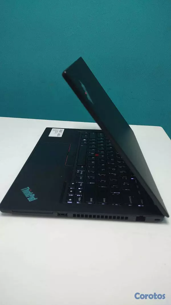 computadoras y laptops - `Laptop, Lenovo ThinkPad T495 / 8th Gen, AMD Ryzen 4