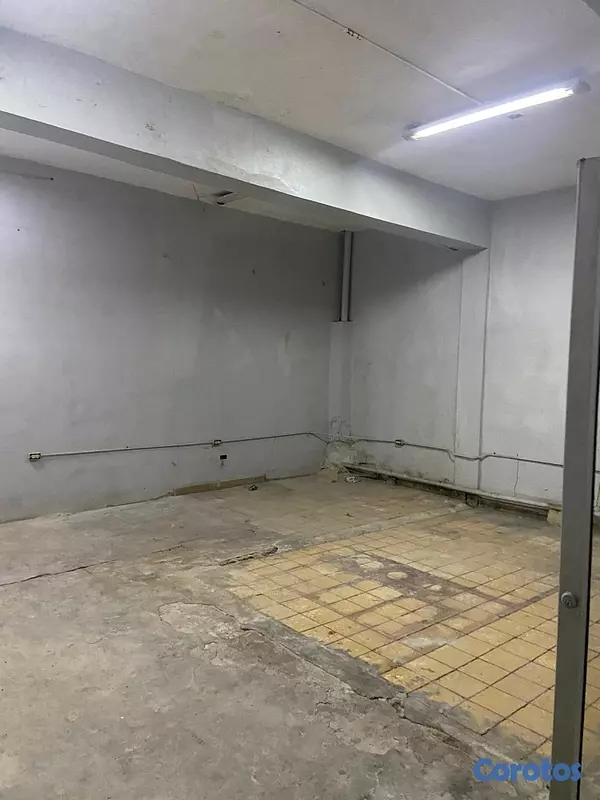 oficinas y locales comerciales - Edificio en la Av. Duarte Casi Esquina Mexico  9