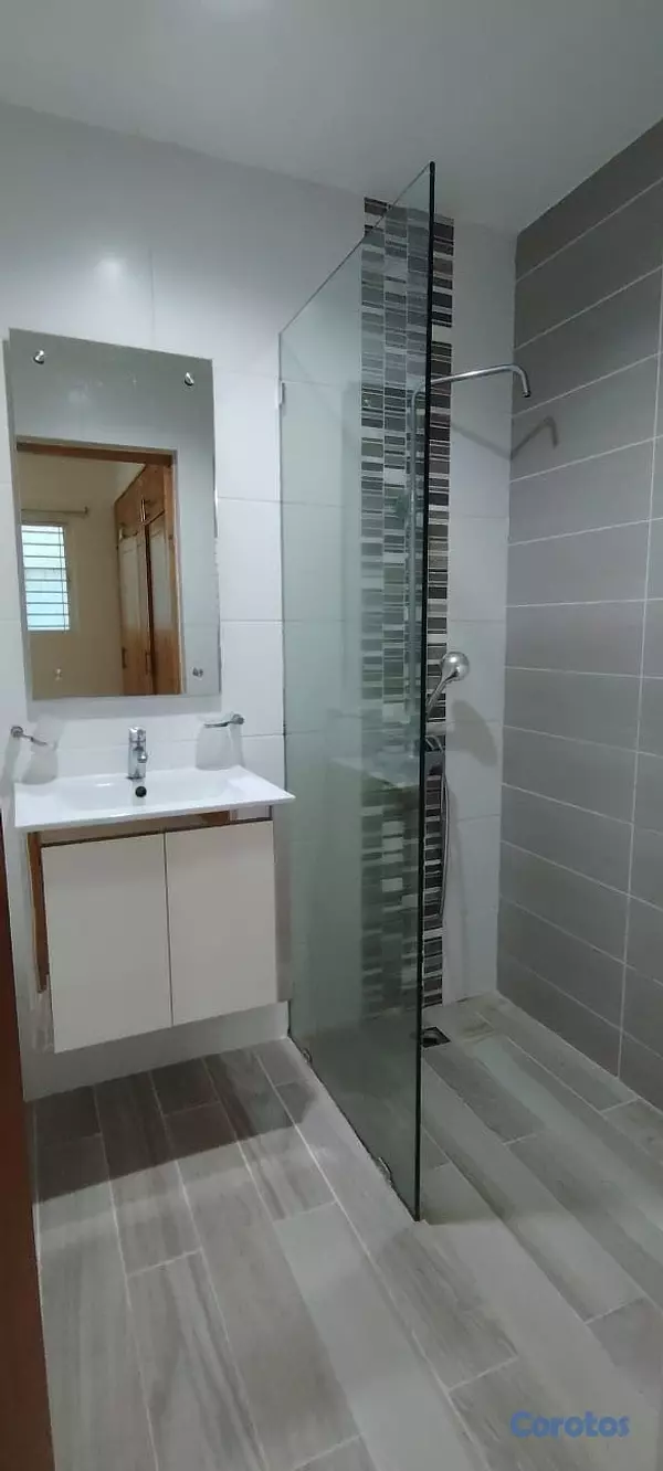 apartamentos - RENTO APTO 2DO PISO FRENTE AL HOMS SANTIAGO 9