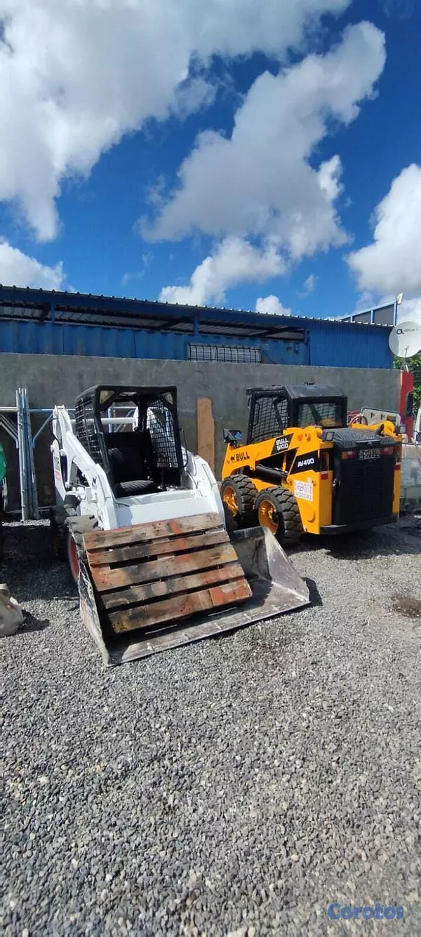 otros vehiculos - BOBCAT S185 1