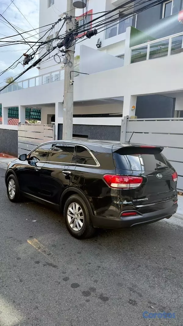 jeepetas y camionetas - De Venta - Kia Sorento 2018 
 4