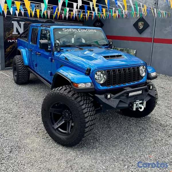 jeepetas y camionetas - JEEP GLADIATOR SPORT 2024 9