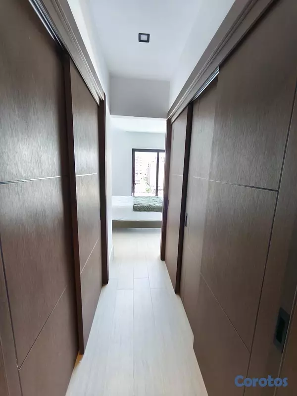 apartamentos - alquiló piantini amueblado una habitación torre de lujo Luxury 1.5 baños balcón  2