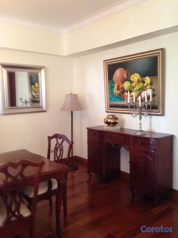 muebles y colchones - Comedor y estante de caoba 5