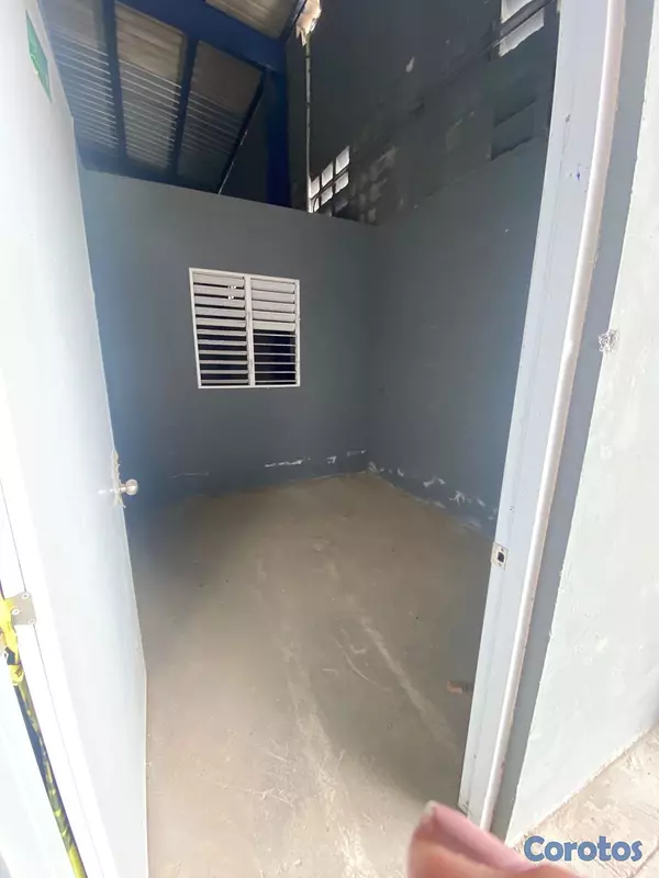 oficinas y locales comerciales - NAVE COMERCIAL  3