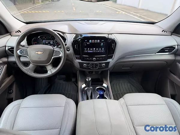 jeepetas y camionetas - Chevrolet Traverse  LT Cómo nueva  5