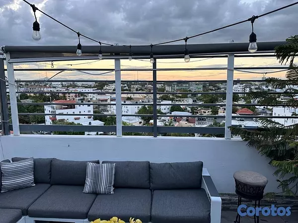 apartamentos - venta de penthouse en Julieta morarles con 319mts con piscina Distrito nacional 3