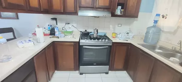 apartamentos - Apartamento en Venta
URBANIZACIÓN REAL
RD$ 12,000,000.00
Mantenimiento: RD$5,000 3