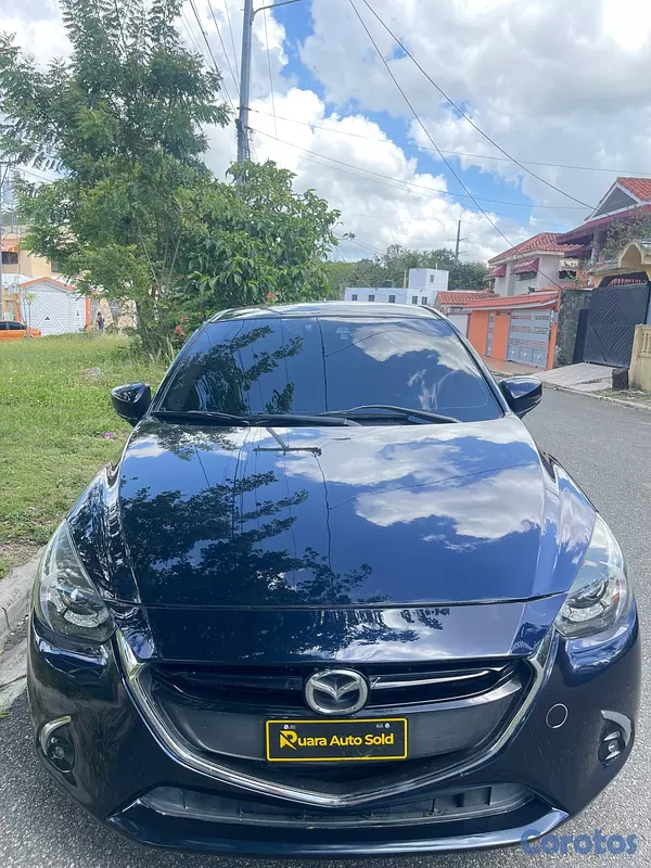 carros - Mazda Demio Turing 2