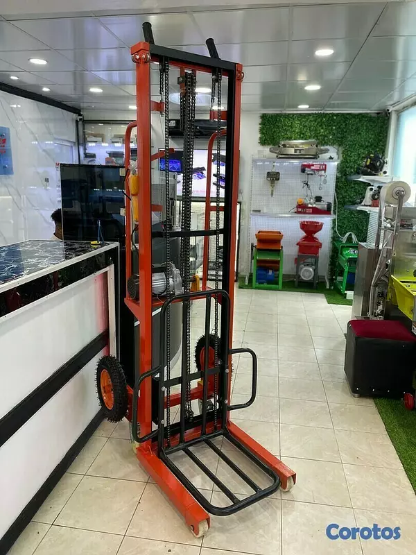 equipos profesionales - Montacargas grua Carretilla de 3 metros de elevacion electrico de 200KG 9