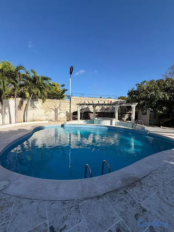 casas vacacionales y villas - SE VENDE VILLA DE OPORTUNIDAD, VILLA DON PÉREZ 10