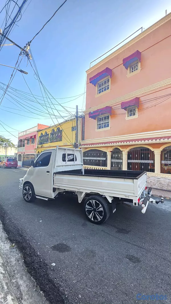jeepetas y camionetas - toyota lite ace 2023 
6,000 klm version delta comercial no es guía cambiado 3