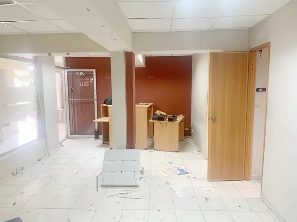 oficinas y locales comerciales - Local en el Millon  2