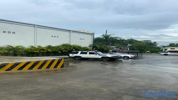 otros inmuebles - En Venta parque Industrial de 6 Naves Aut. Duarte la la Guayiga 5