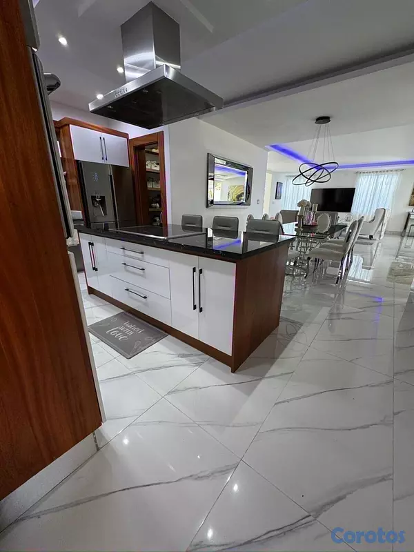 casas - Hermosa casa en venta - Cerro Alto, Santiago 12