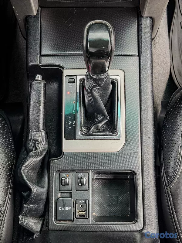 jeepetas y camionetas - 🚗 TOYOTA LAND CRUISER PRADO VXL 2011 6