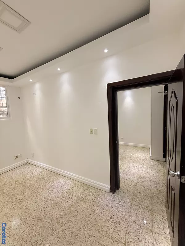 oficinas y locales comerciales - 🚀 ¡Local comercial premium en Gazcue disponible para renta! 🏢
 7