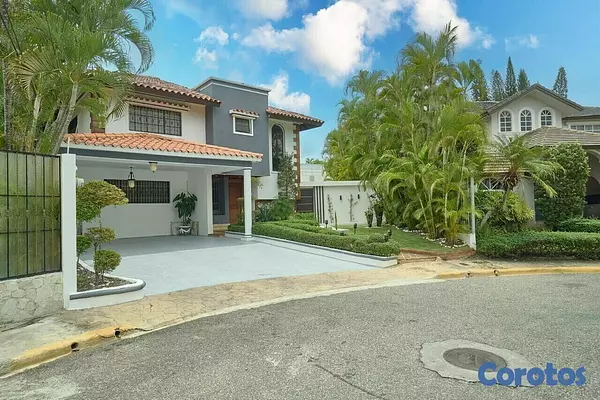 casas - Casa en Cuesta hermosa III con piscina Reciente  3