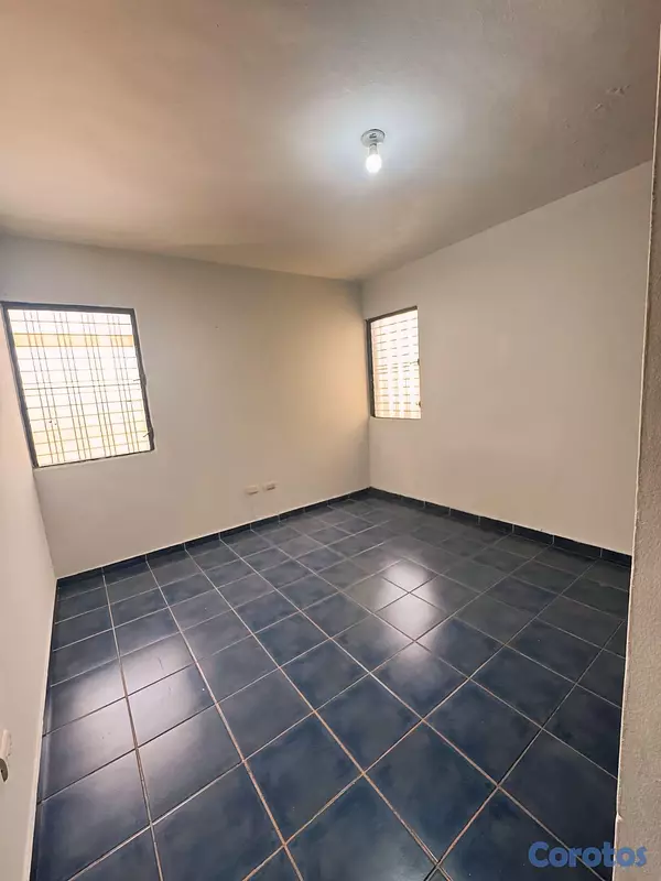 apartamentos - APARTAMENTO AMPLIO + UBICACIÓN ESTRATÉGICA = OPORT 11