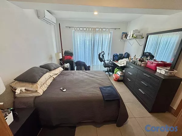apartamentos - vendo naco segundo nivel una habitación terraza 1.5 baños parqueo área de lavado 11