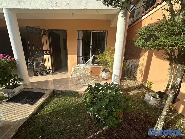 casas - venta de casa en la autopista de san Isidro prado oriental Santo Domingo este  2