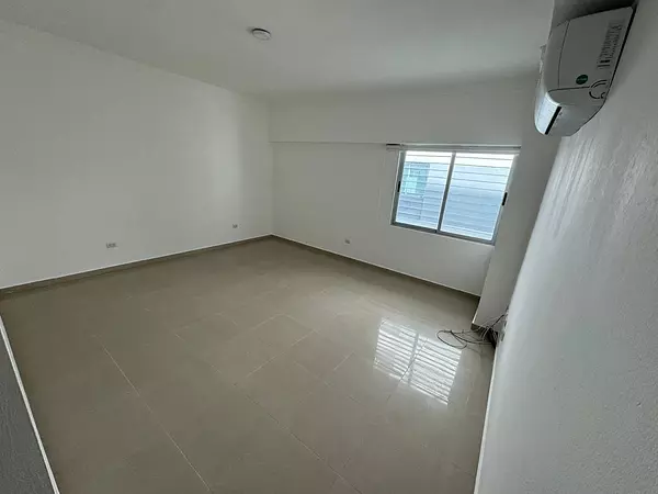 apartamentos - Vendo Apartamento en SERRALLES USD 285,000.00  8