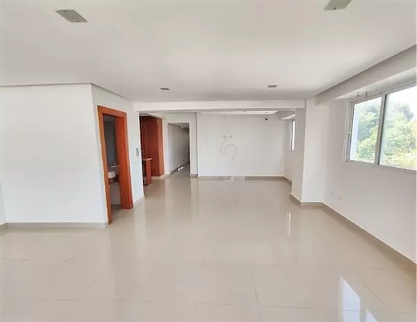 apartamentos - Tercer nivel de renta en La Esmeralda 8