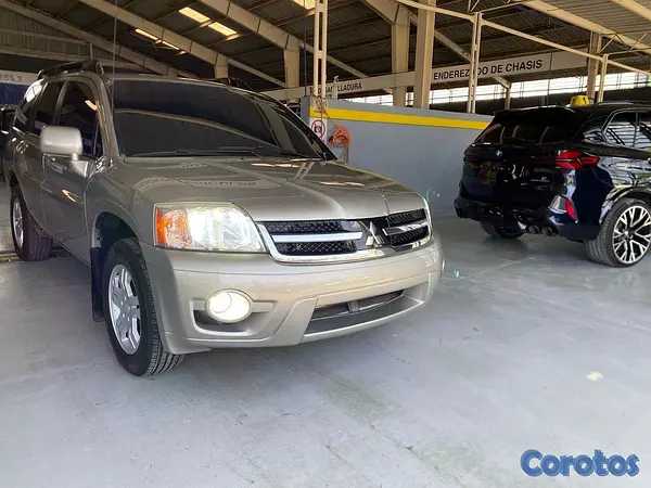 jeepetas y camionetas - Mitsubishi Endevor Dorada  12