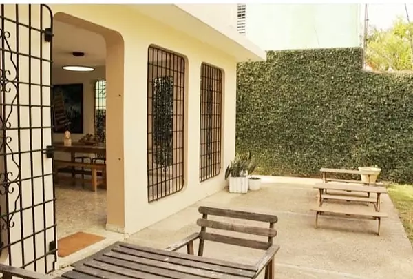 casas - Propiedad céntrica en Venta  7